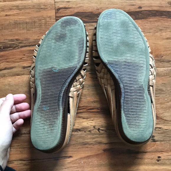 Shoes - Picture 2 of 3